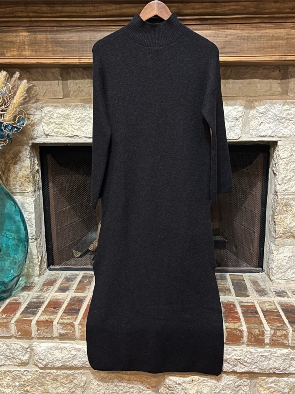 Tuckernuck Pomander Place Long Black Maxi Sweater Dress XS